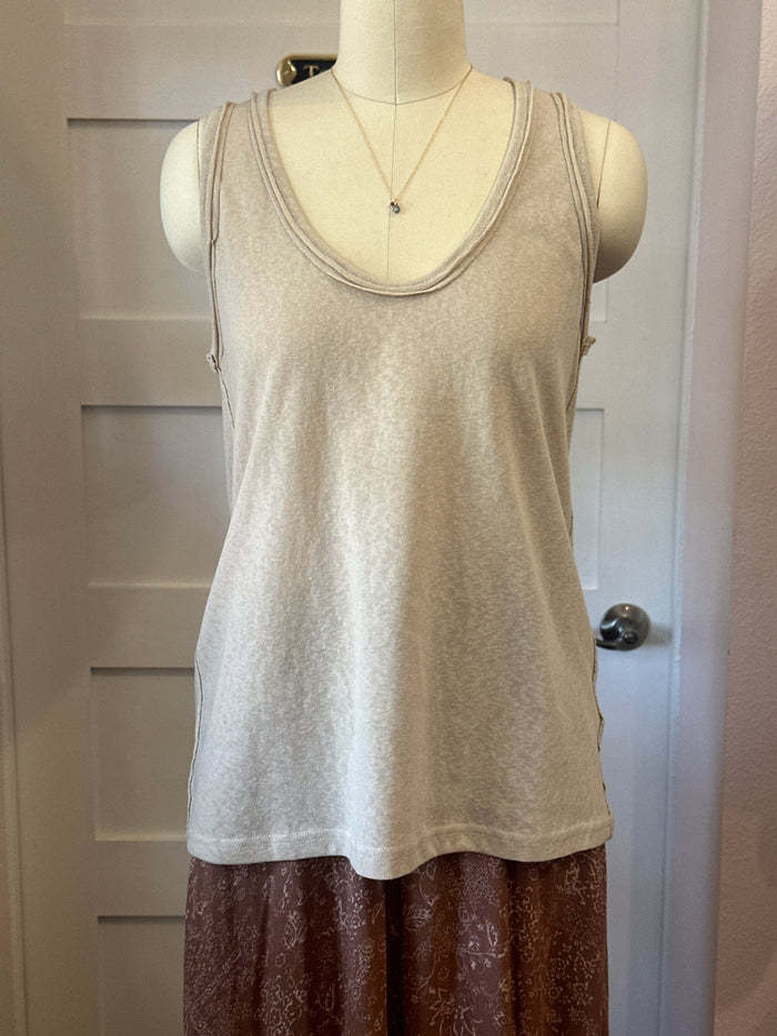 Aemi & Co Beige Top